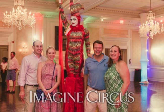 Katie, Stilt Walker, Cirque Entertainment, Imagine Circus, Meyers Park, Photo by Marcos Aspiazu