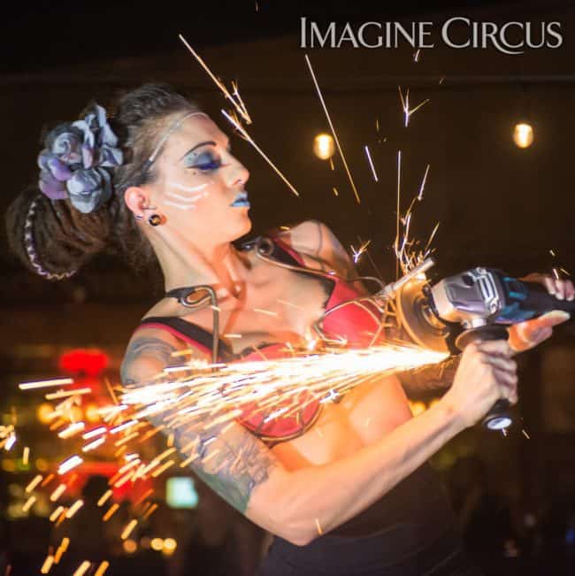 Tik-tok, Grinder Girl, Spark Show, Imagine Circus, Mulino, Photo by Slater Mapp