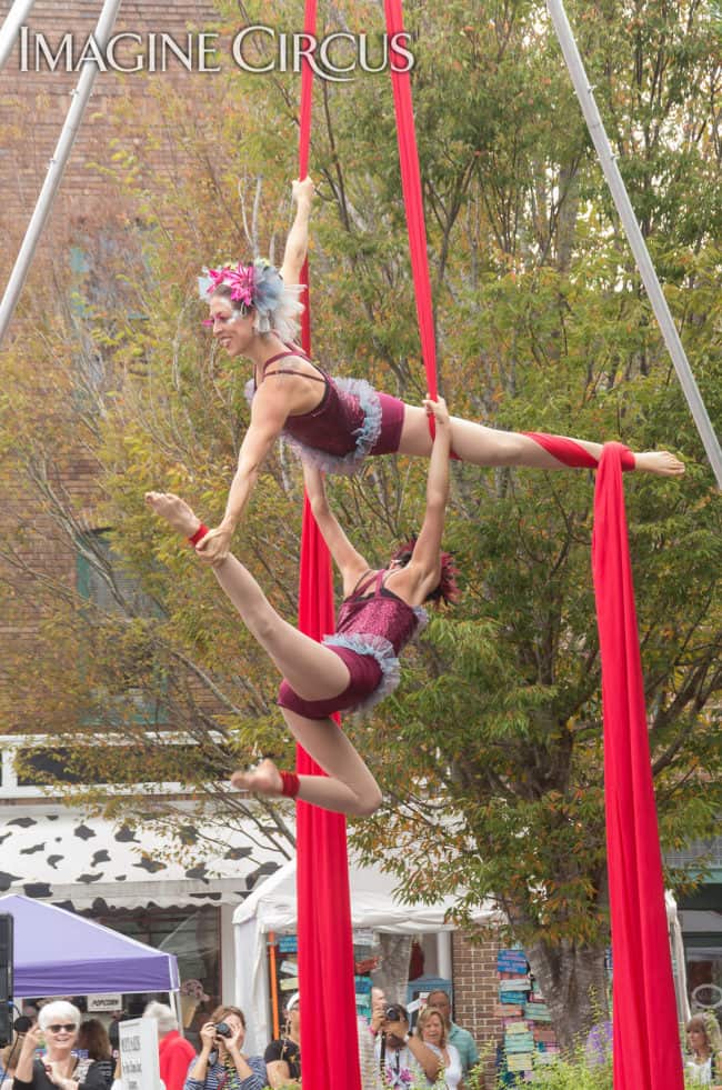 Kaci & Liz Bliss, Partner Aerial Silks Duo, Mum Fest, Imagine Circus, Photographer Charles Lytton
