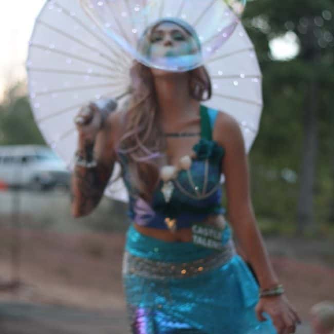 Mermaid Stilt Walker, Castle McCulloch, Performer, Azul, Imagine Circus