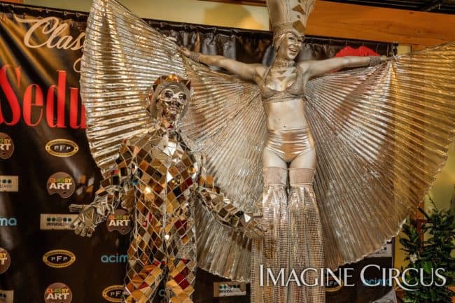 Mirror Man, Silver Stilt Walker Living Statue, Classy Art, Imagine Circus, Tain, Adrenaline, Photo by the Nixons Photography