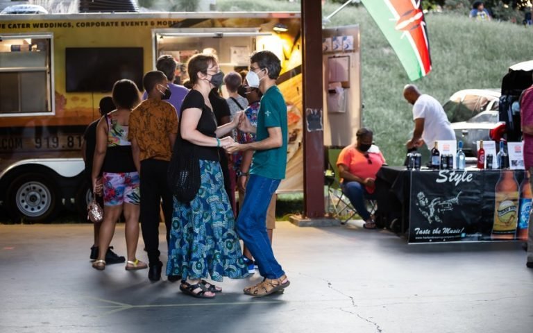 Durham Central Park Autumn Food Truck Rodeo, NC, Imagine Circus