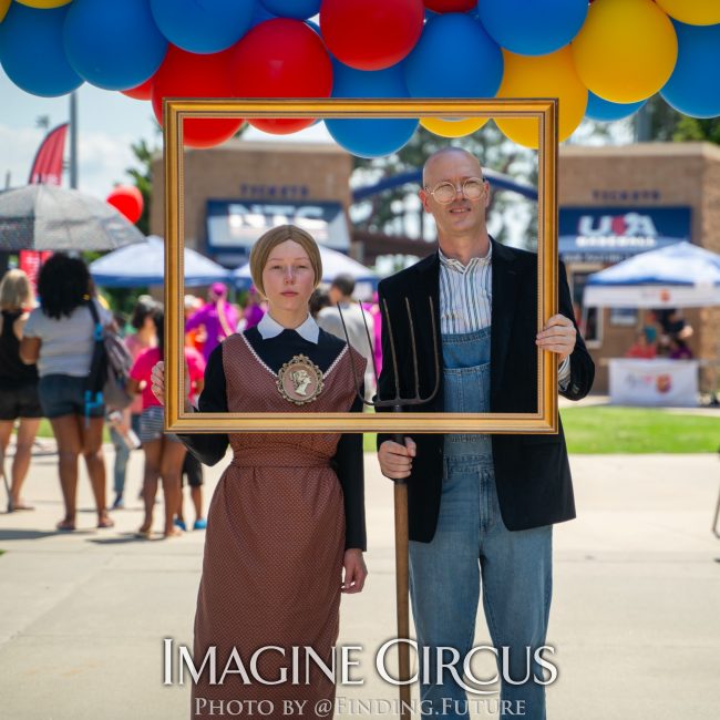 American Gothic, Human Statue, Living Art, Steph and Michael, Imagine Circus Performers, Photo by Finding Future